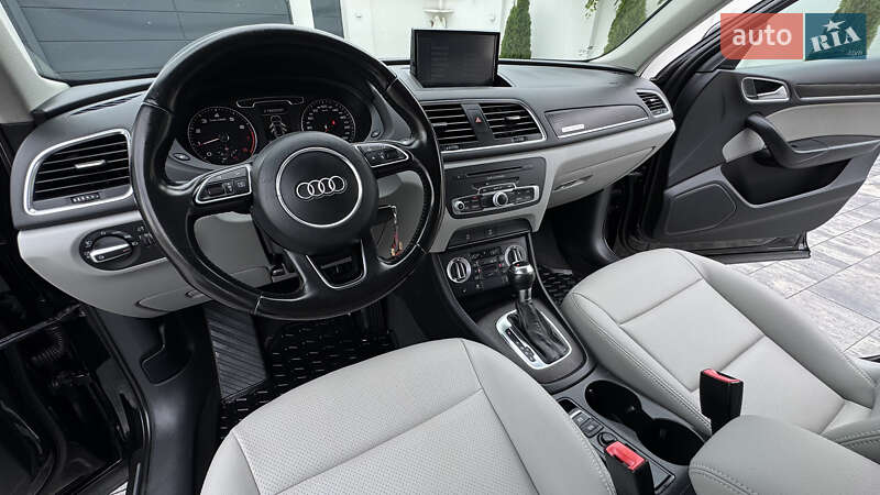 Внедорожник / Кроссовер Audi Q3 2012 в Ивано-Франковске
