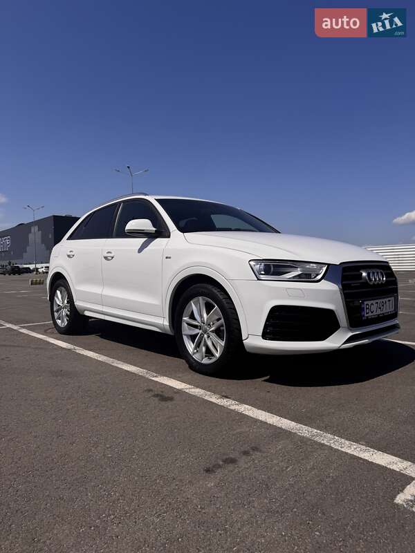 Внедорожник / Кроссовер Audi Q3 2017 в Львове