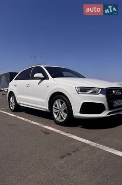 Внедорожник / Кроссовер Audi Q3 2017 в 