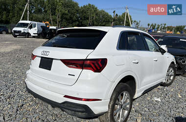 Позашляховик / Кросовер Audi Q3 2024 в Львові