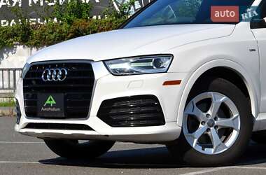 Внедорожник / Кроссовер Audi Q3 2017 в 