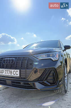Внедорожник / Кроссовер Audi Q3 2023 в Днепре