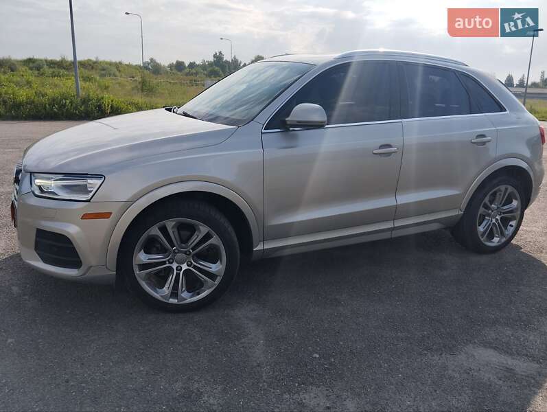 Внедорожник / Кроссовер Audi Q3 2016 в Кривом Роге