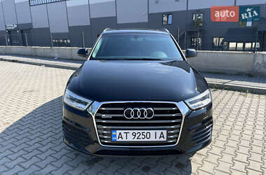 Внедорожник / Кроссовер Audi Q3 2015 в 
