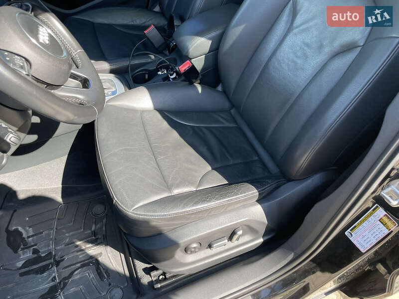 Внедорожник / Кроссовер Audi Q3 2015 в Ивано-Франковске