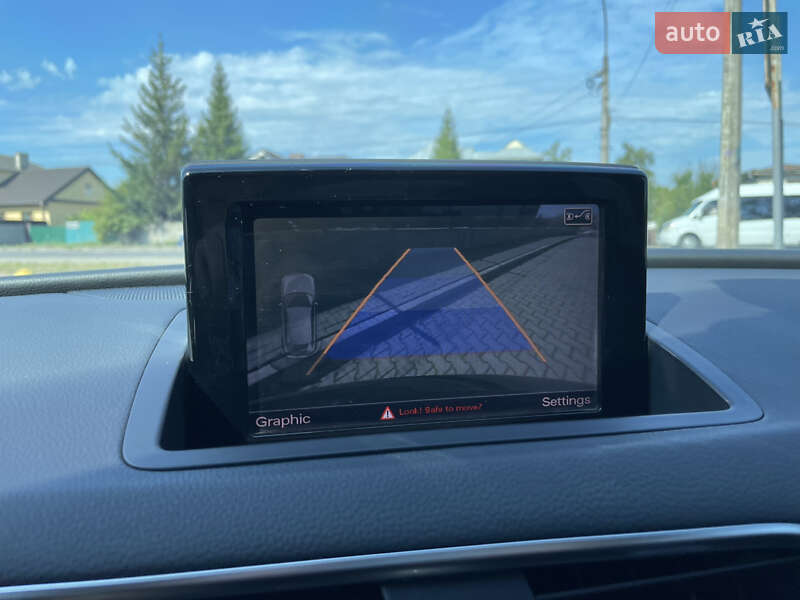 Внедорожник / Кроссовер Audi Q3 2015 в Ивано-Франковске