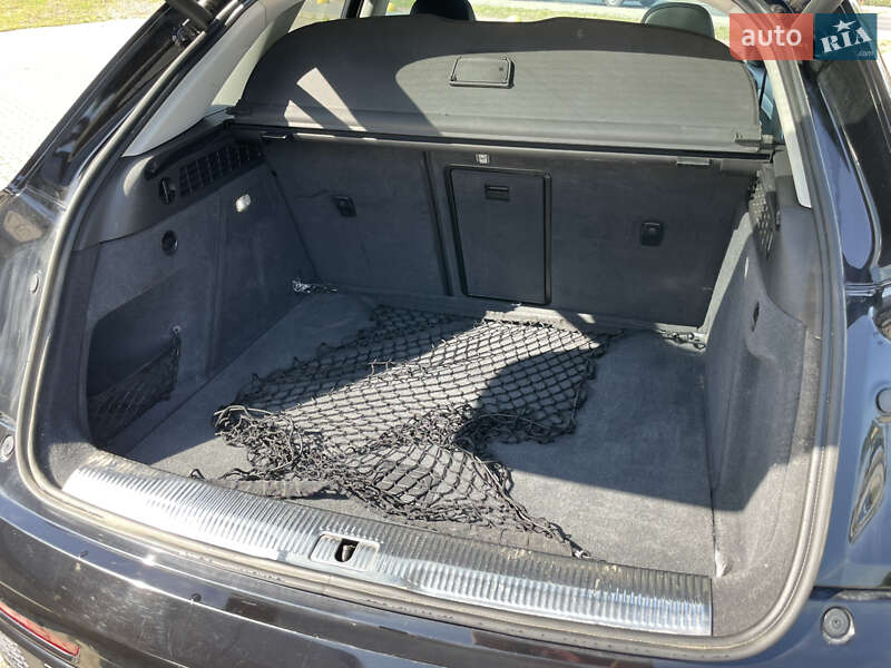 Внедорожник / Кроссовер Audi Q3 2015 в Ивано-Франковске