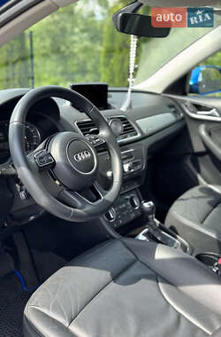 Внедорожник / Кроссовер Audi Q3 2016 в 