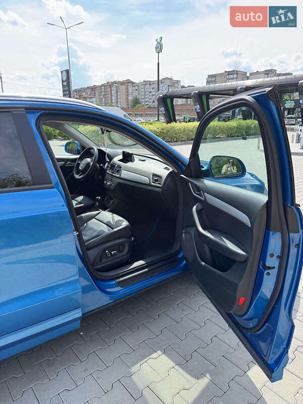 Внедорожник / Кроссовер Audi Q3 2016 в Виннице