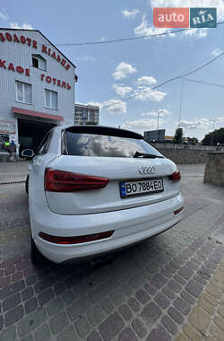 Внедорожник / Кроссовер Audi Q3 2017 в 