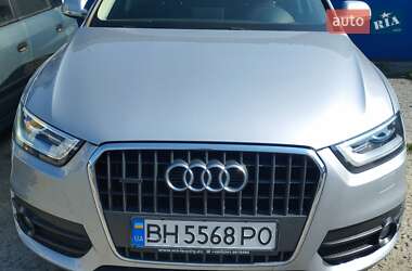 Внедорожник / Кроссовер Audi Q3 2015 в 