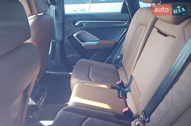 Внедорожник / Кроссовер Audi Q3 2021 в 