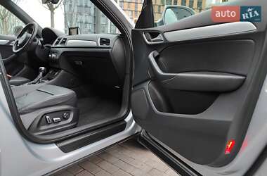 Внедорожник / Кроссовер Audi Q3 2015 в 