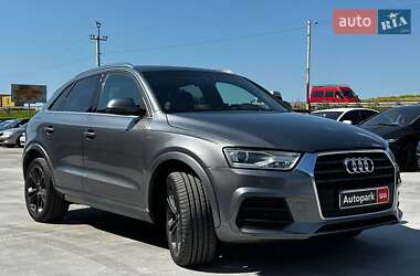 Внедорожник / Кроссовер Audi Q3 2016 в 