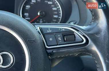 Внедорожник / Кроссовер Audi Q3 2016 в 