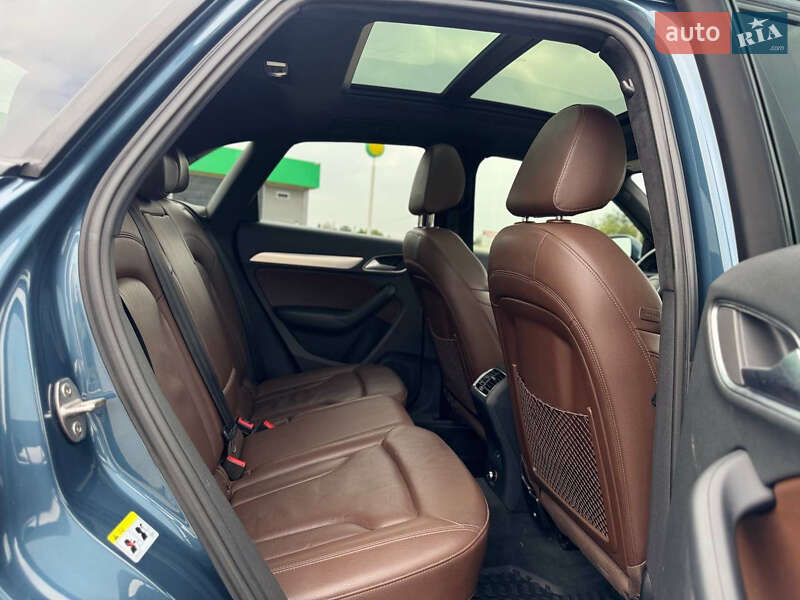 Позашляховик / Кросовер Audi Q3 2018 в Новомосковську