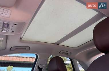 Внедорожник / Кроссовер Audi Q3 2015 в 