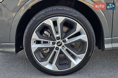 Внедорожник / Кроссовер Audi Q3 2020 в 