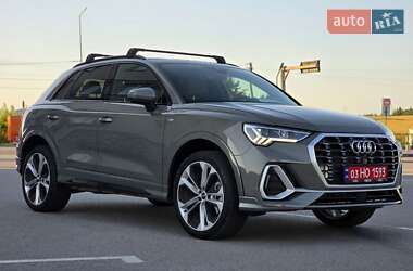 Внедорожник / Кроссовер Audi Q3 2020 в 