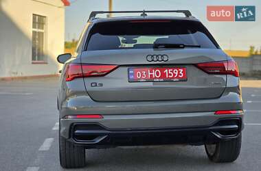Внедорожник / Кроссовер Audi Q3 2020 в 