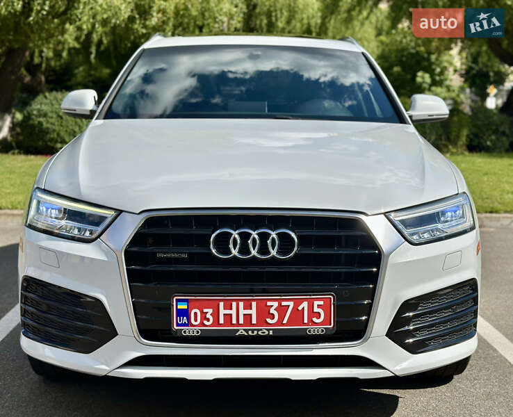 Внедорожник / Кроссовер Audi Q3 2018 в Киеве