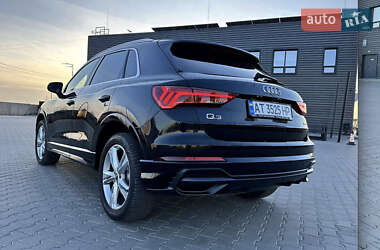 Внедорожник / Кроссовер Audi Q3 2019 в 
