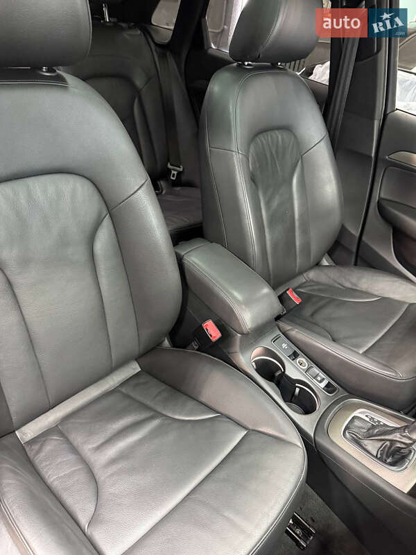 Позашляховик / Кросовер Audi Q3 2016 в Києві