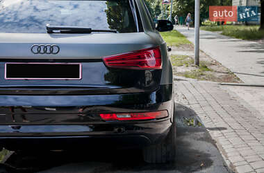 Внедорожник / Кроссовер Audi Q3 2017 в 