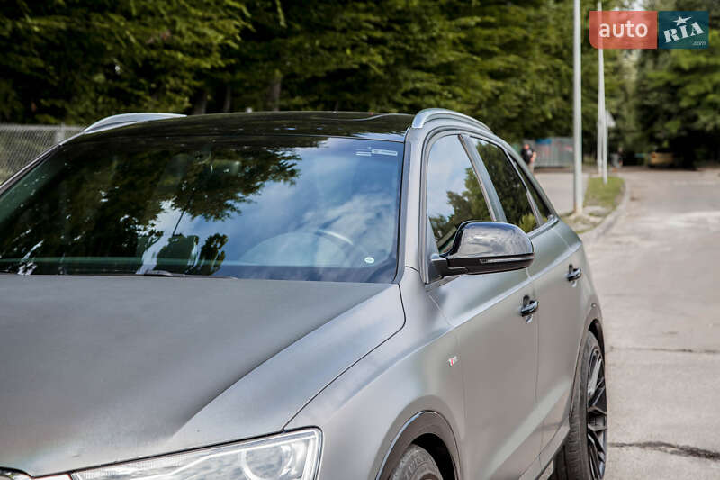 Внедорожник / Кроссовер Audi Q3 2017 в Львове