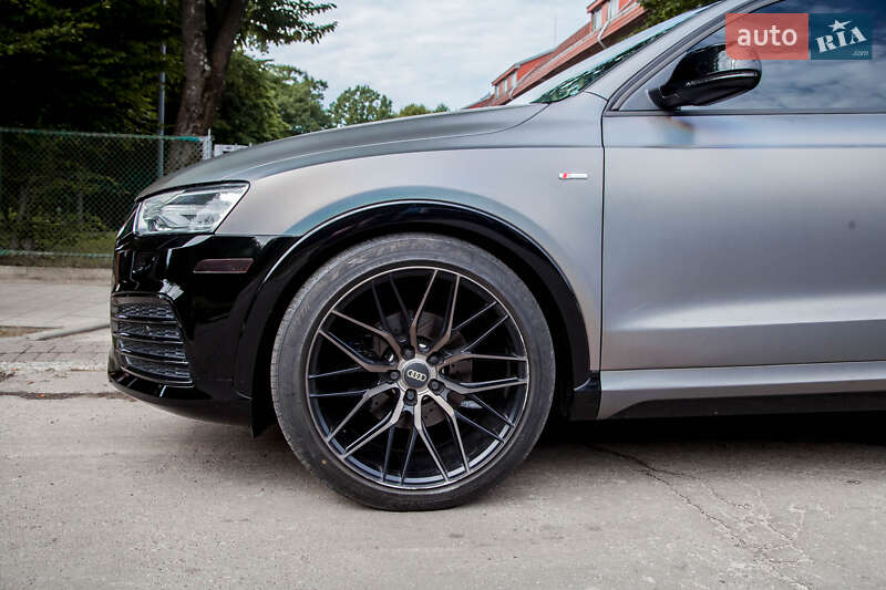 Внедорожник / Кроссовер Audi Q3 2017 в Львове