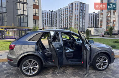 Внедорожник / Кроссовер Audi Q3 2014 в 