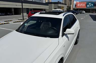 Внедорожник / Кроссовер Audi Q3 2017 в 