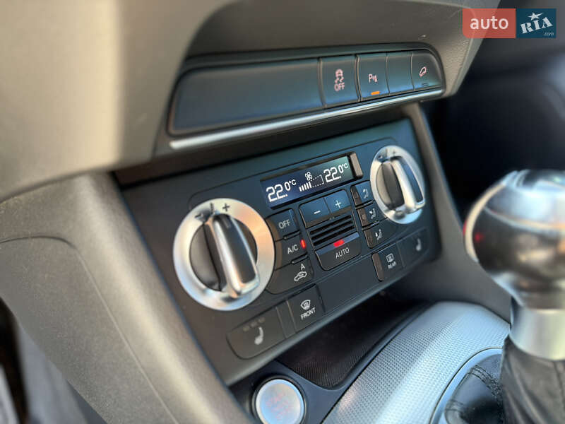 Внедорожник / Кроссовер Audi Q3 2014 в Днепре
