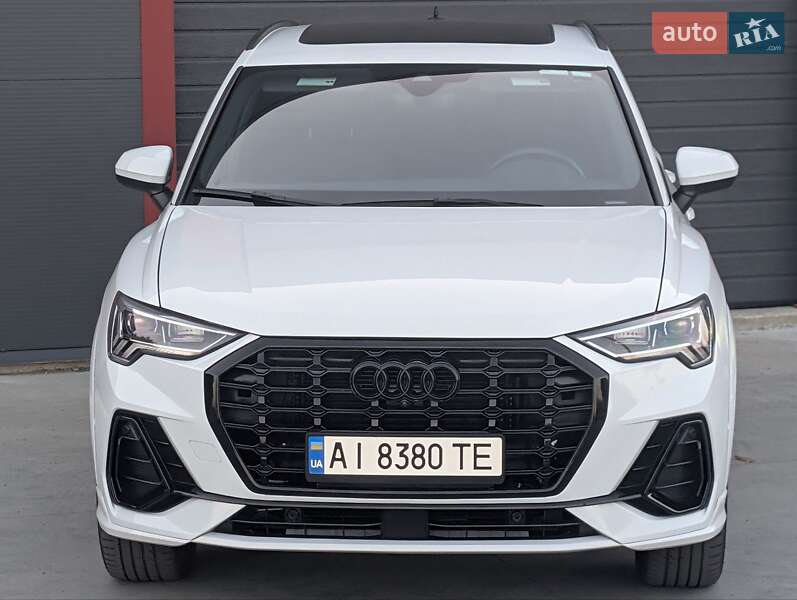 Внедорожник / Кроссовер Audi Q3 2023 в Борисполе