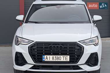 Внедорожник / Кроссовер Audi Q3 2023 в 