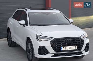 Внедорожник / Кроссовер Audi Q3 2023 в 