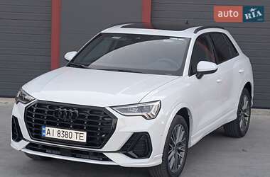 Внедорожник / Кроссовер Audi Q3 2023 в 