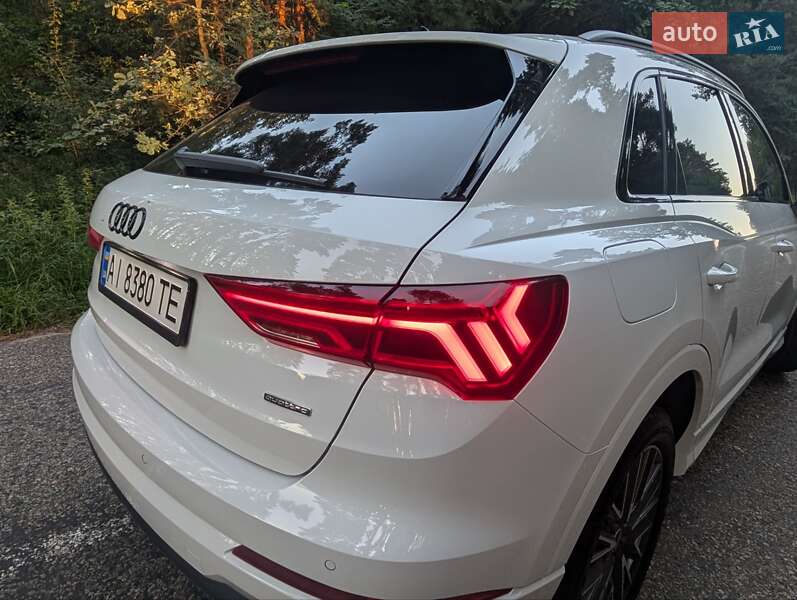 Внедорожник / Кроссовер Audi Q3 2023 в Борисполе