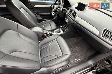 Внедорожник / Кроссовер Audi Q3 2018 в 