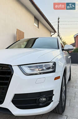 Внедорожник / Кроссовер Audi Q3 2014 в 