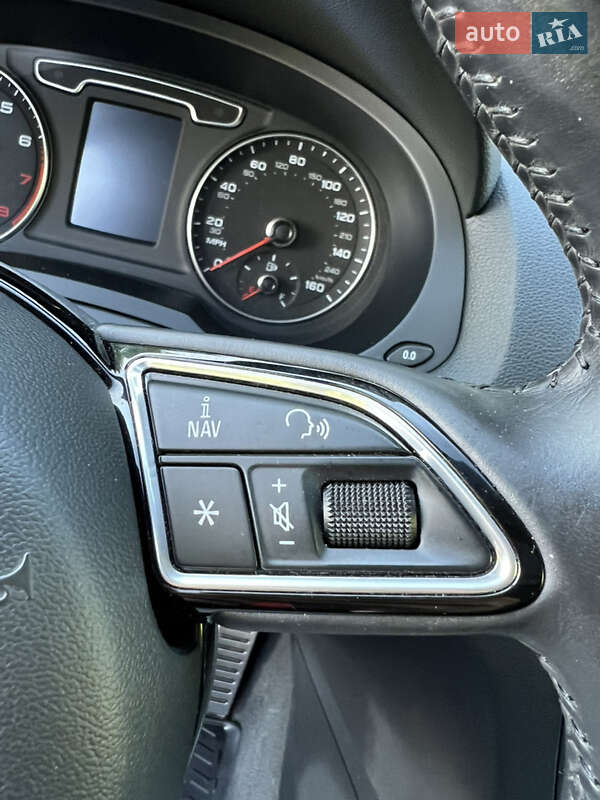 Внедорожник / Кроссовер Audi Q3 2014 в Самборе