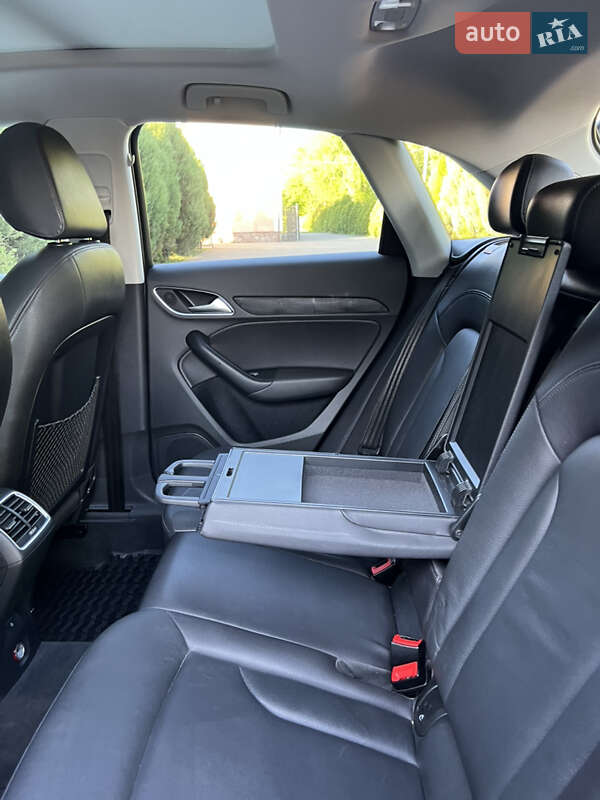 Внедорожник / Кроссовер Audi Q3 2014 в Самборе