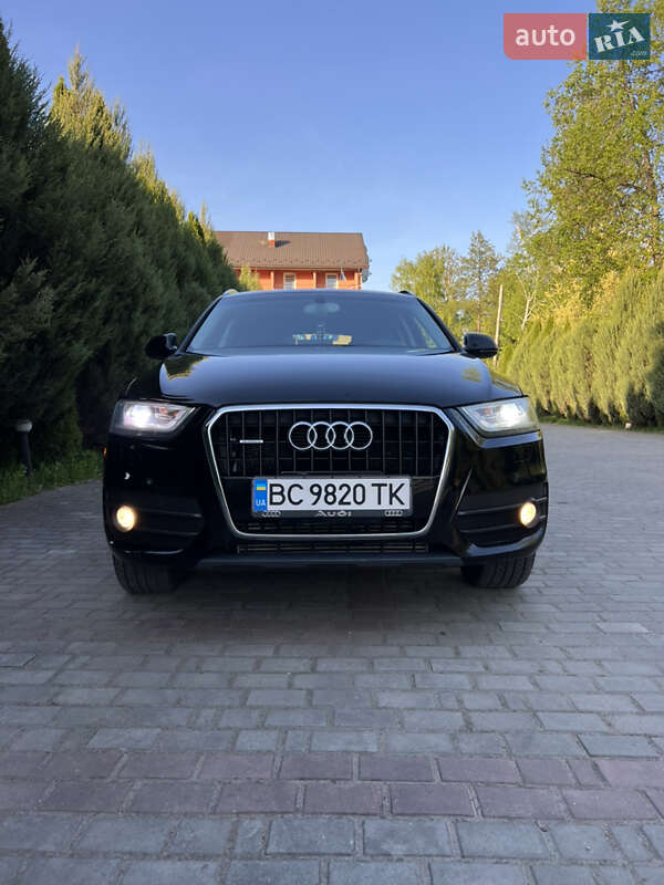 Внедорожник / Кроссовер Audi Q3 2014 в Самборе