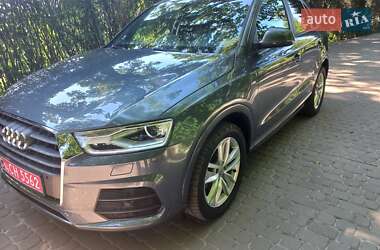 Внедорожник / Кроссовер Audi Q3 2017 в 