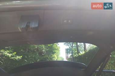 Внедорожник / Кроссовер Audi Q3 2017 в 