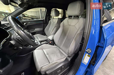 Внедорожник / Кроссовер Audi Q3 2019 в 
