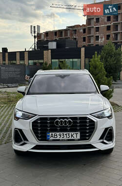 Внедорожник / Кроссовер Audi Q3 2019 в 