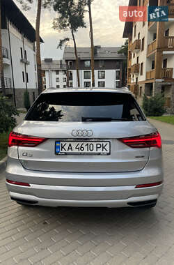 Внедорожник / Кроссовер Audi Q3 2020 в 