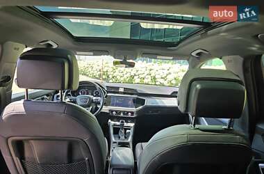Внедорожник / Кроссовер Audi Q3 2020 в 