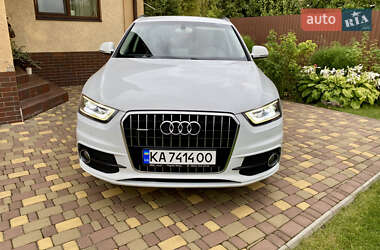 Внедорожник / Кроссовер Audi Q3 2013 в 